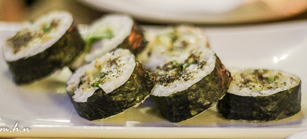 Kypro Prawn Roll, A futomaki with rice, fresh prawn, lettuce & soy oregano sauce
